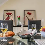 Gasthof Guestready - Casa Do Parque Ponta Delgada