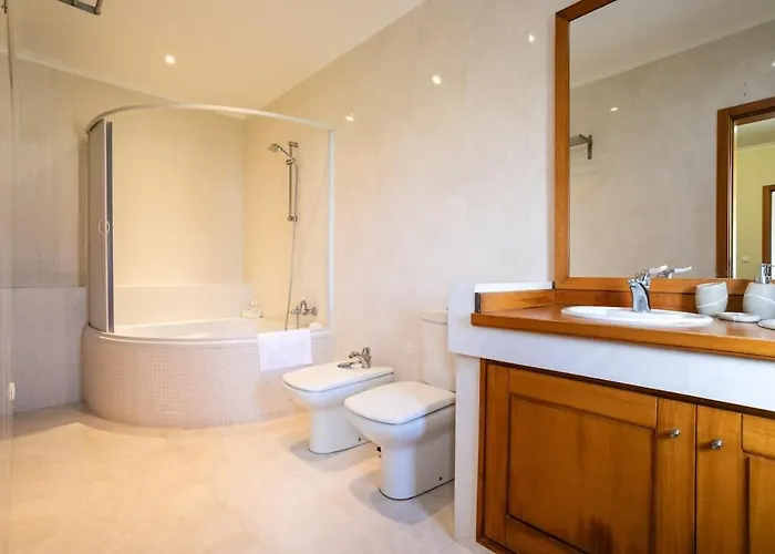 Gasthuis Guestready - Casa Do Parque Ponta Delgada